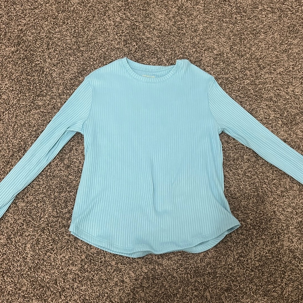 American Eagle teal long sleeve tee